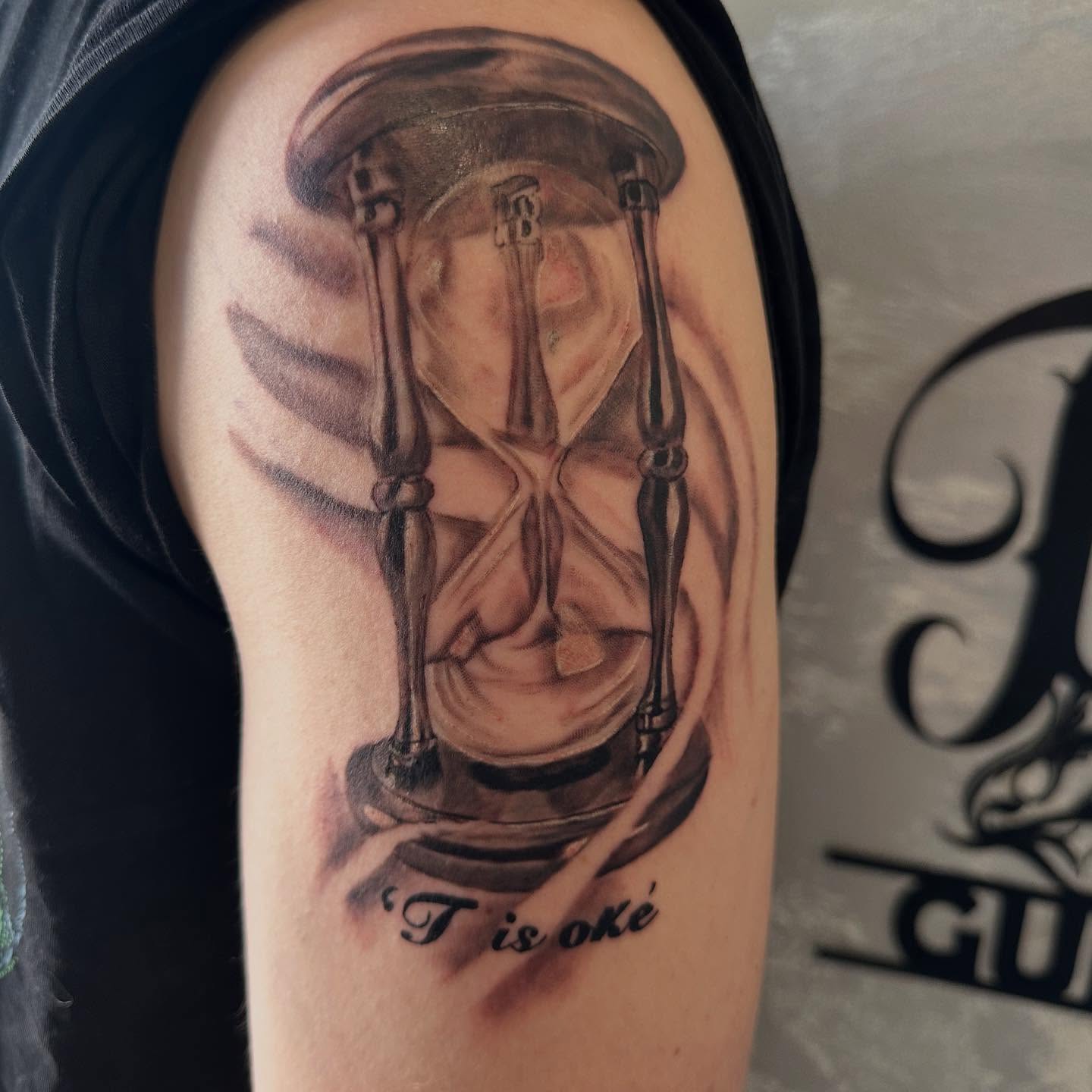 Voorbeeld van een tattoo in de stijl van Oottat Tattoo